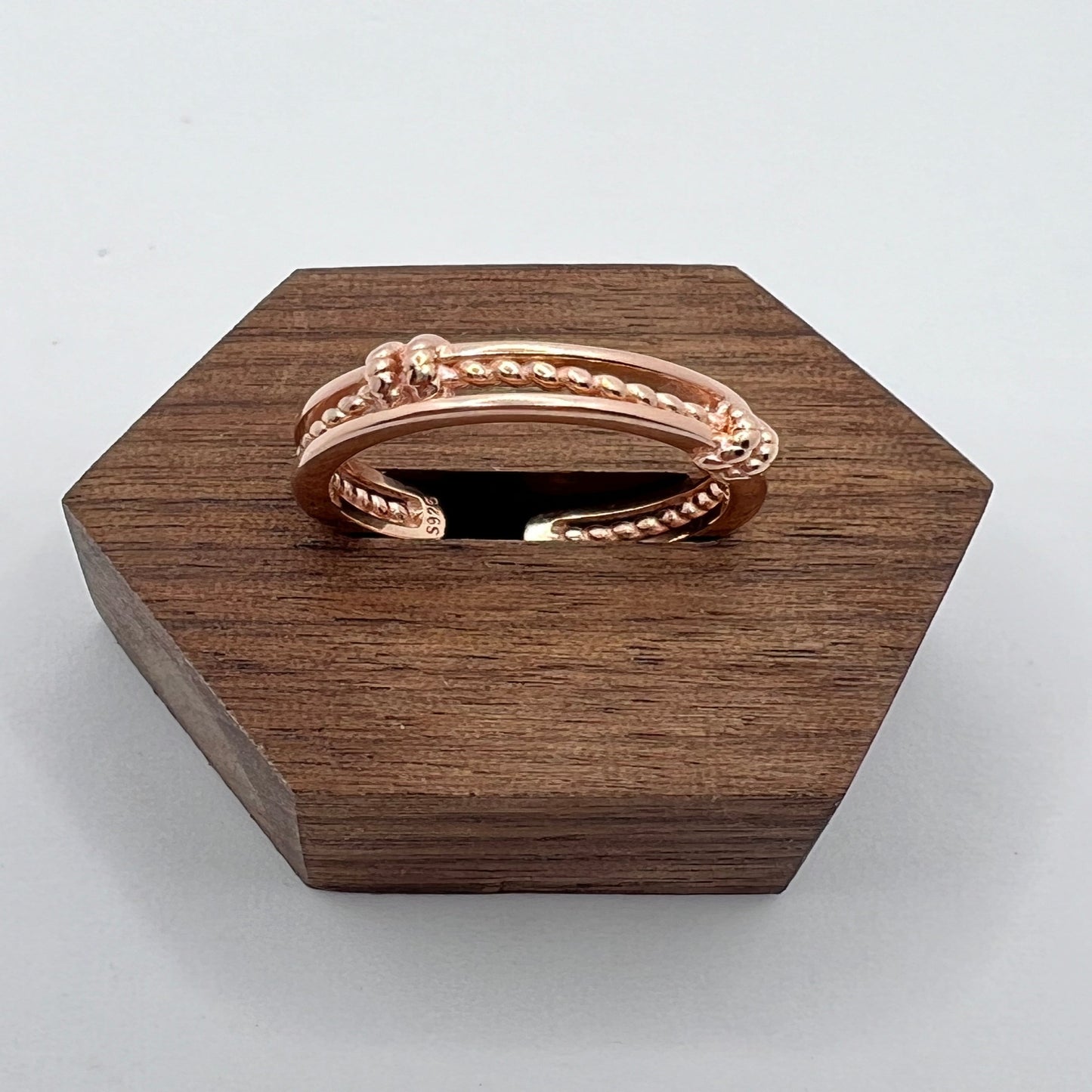 Marina - Adjustable Ring (Rose gold)